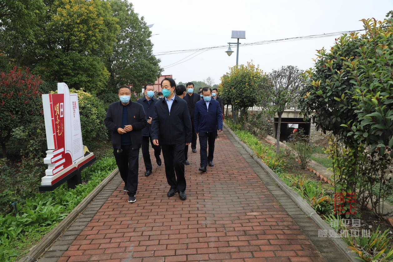 学习二十大精神推动高质量发展省政协副主席张亚忠到镇平调研