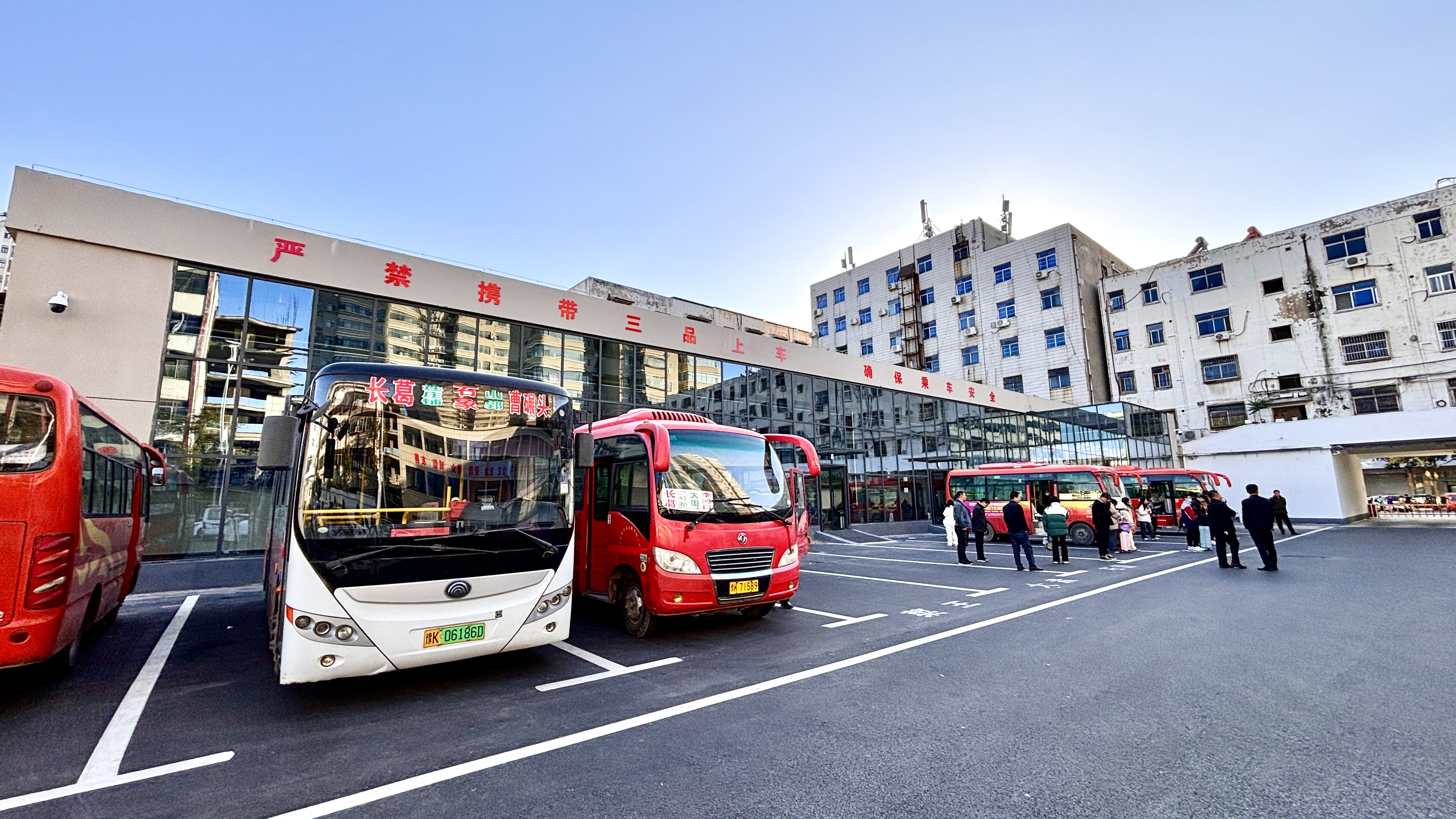 陪长葛人29年的汽车站改造升级正式投用