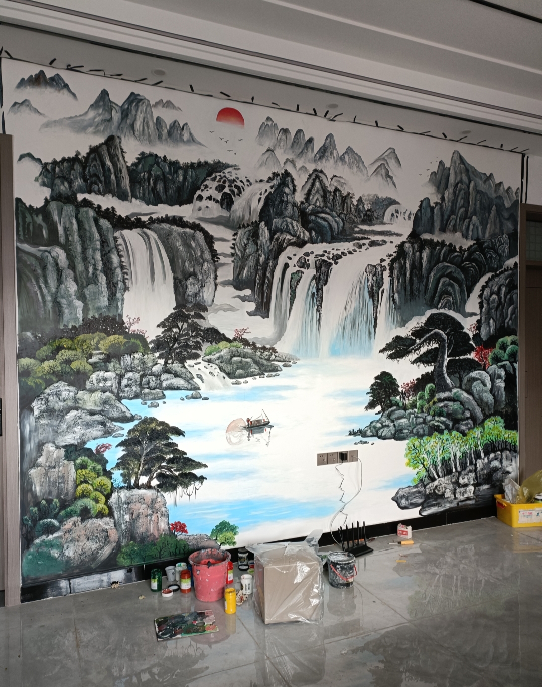 长葛一"95后"媳妇靠"刮腻子"美出圈儿!-大象网