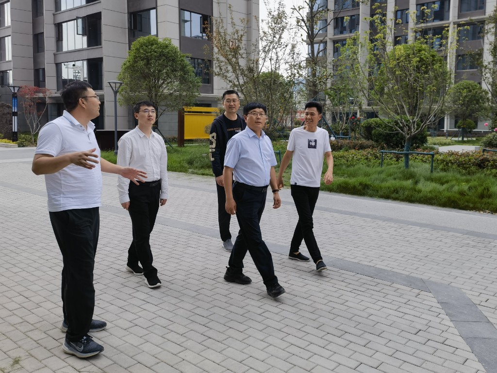 周口市淮阳区住建局现场指导项目建设确保工期如期完工