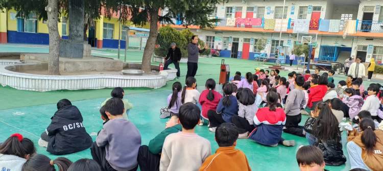 杞县:未雨绸缪筑防线 消防演练保安全-大象网