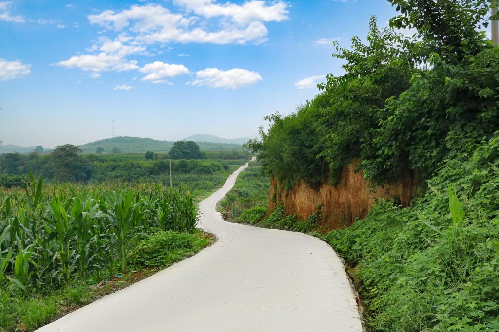 林州市河顺镇农村公路建设提档升级营造畅通美丽安全的交通环境