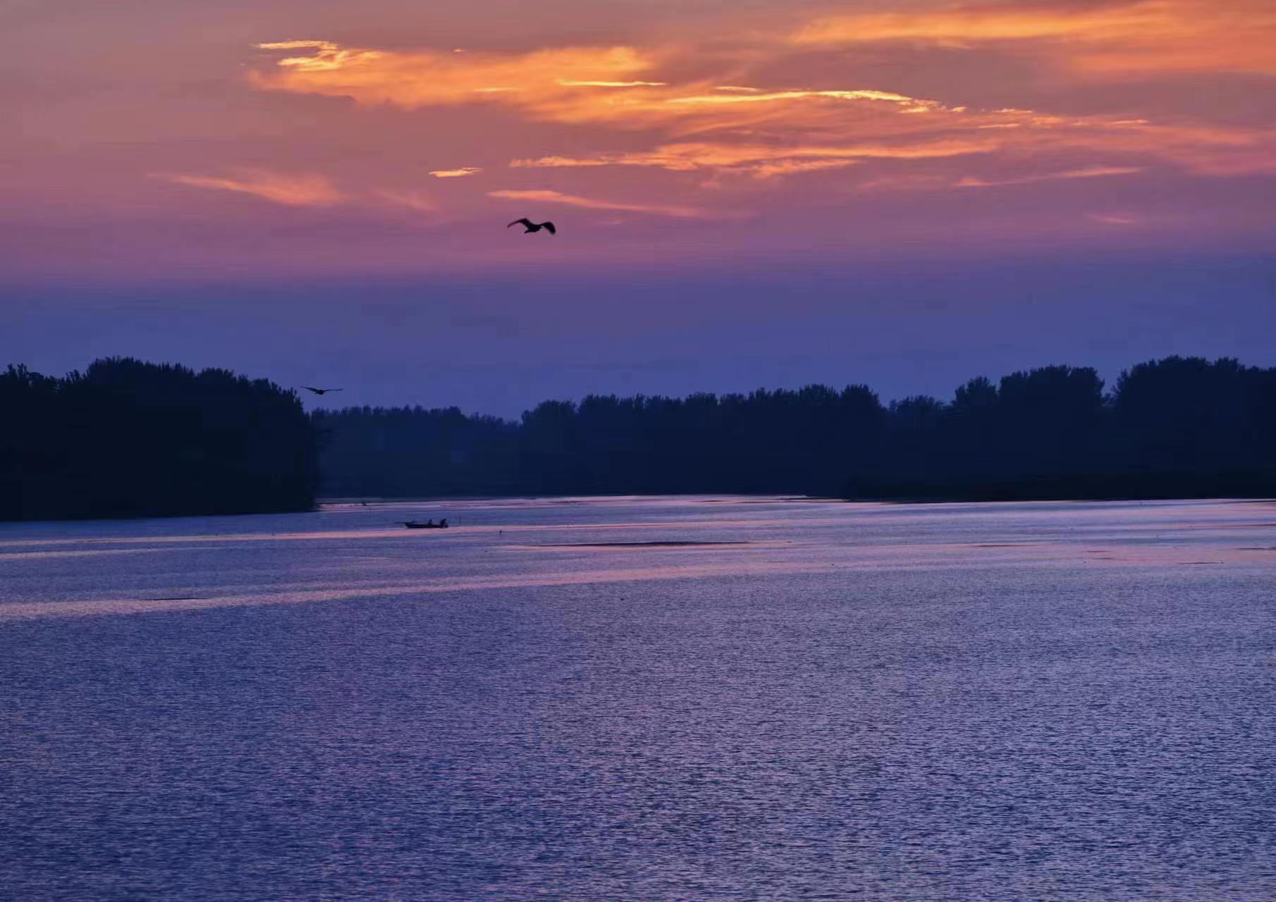 河南鹿邑夕阳轻洒惠济河