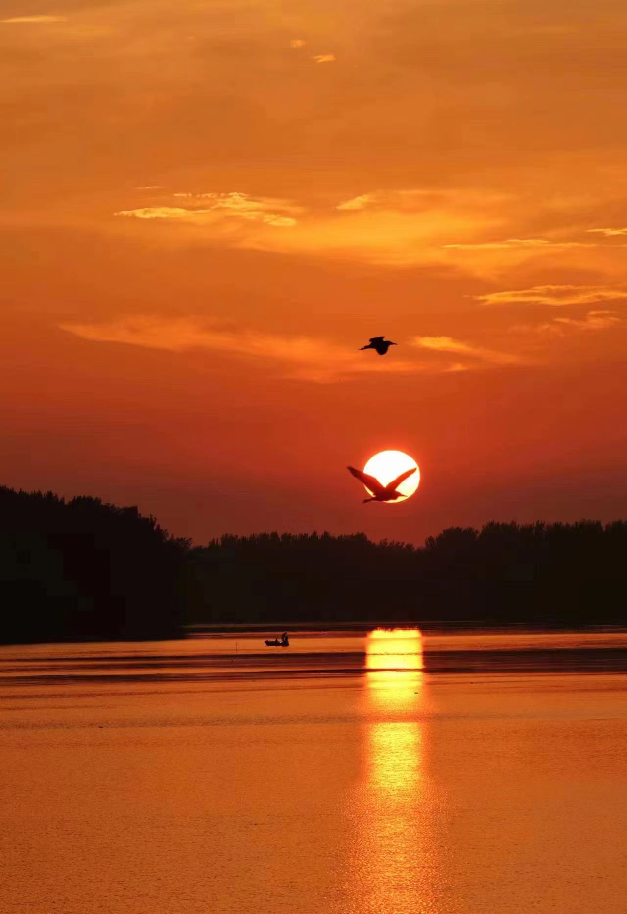 河南鹿邑夕阳轻洒惠济河