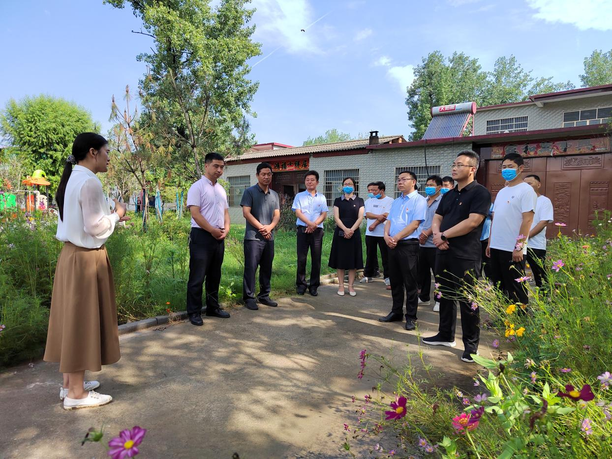 平舆县十字路乡开展人居环境观摩活动