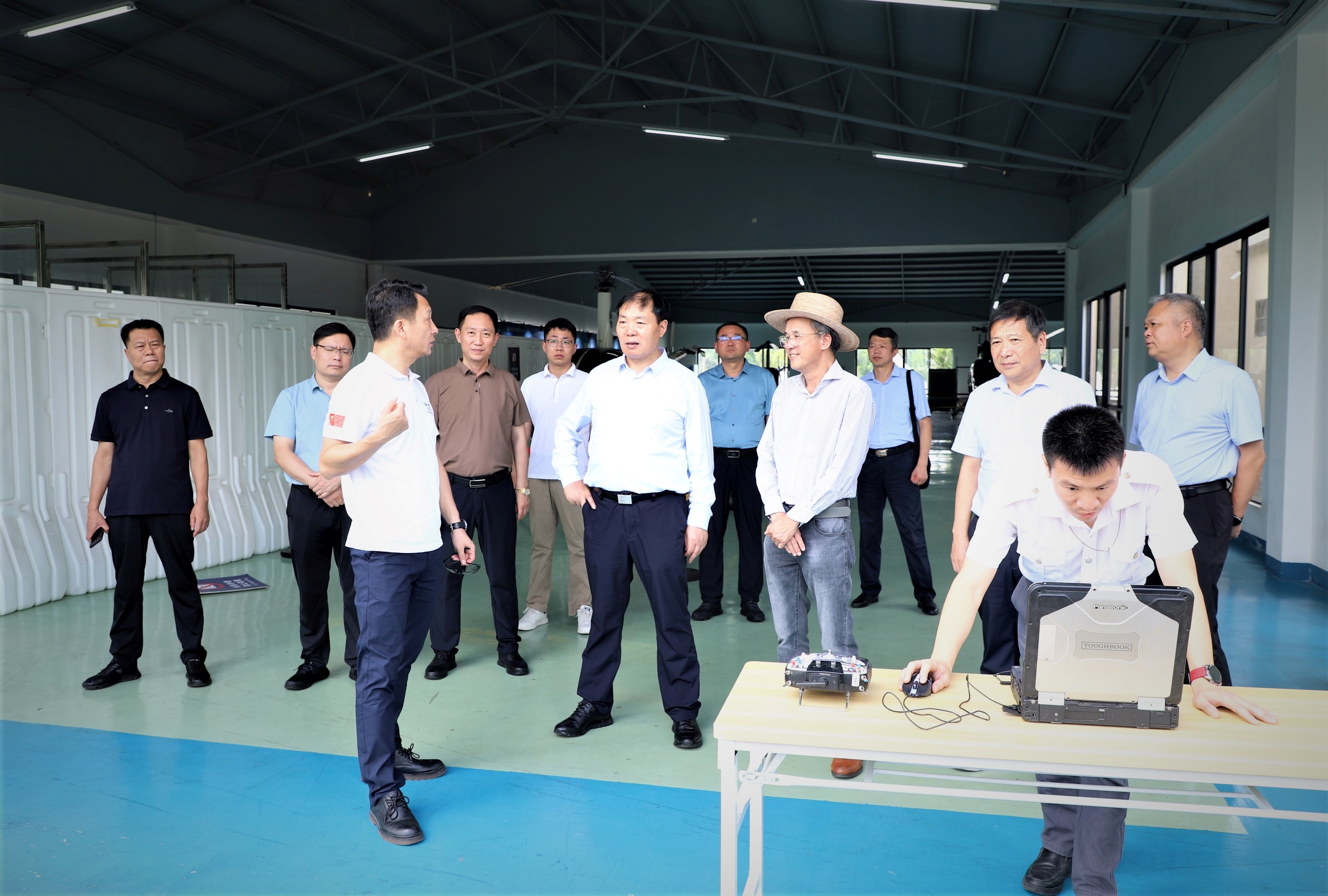 平舆县委书记刘飞带队赴广州考察并开展招商引资工作