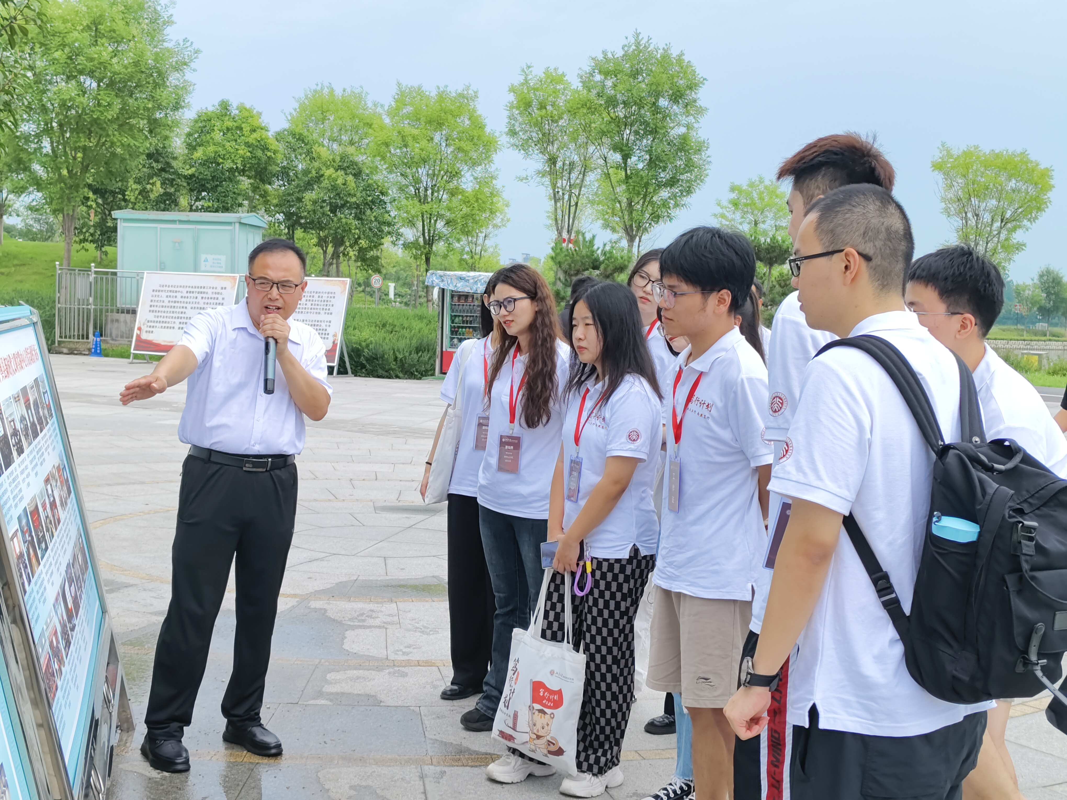 7月17日北京大学深圳研究生院“笃行计划”驻马店暑期社会实践团2.png