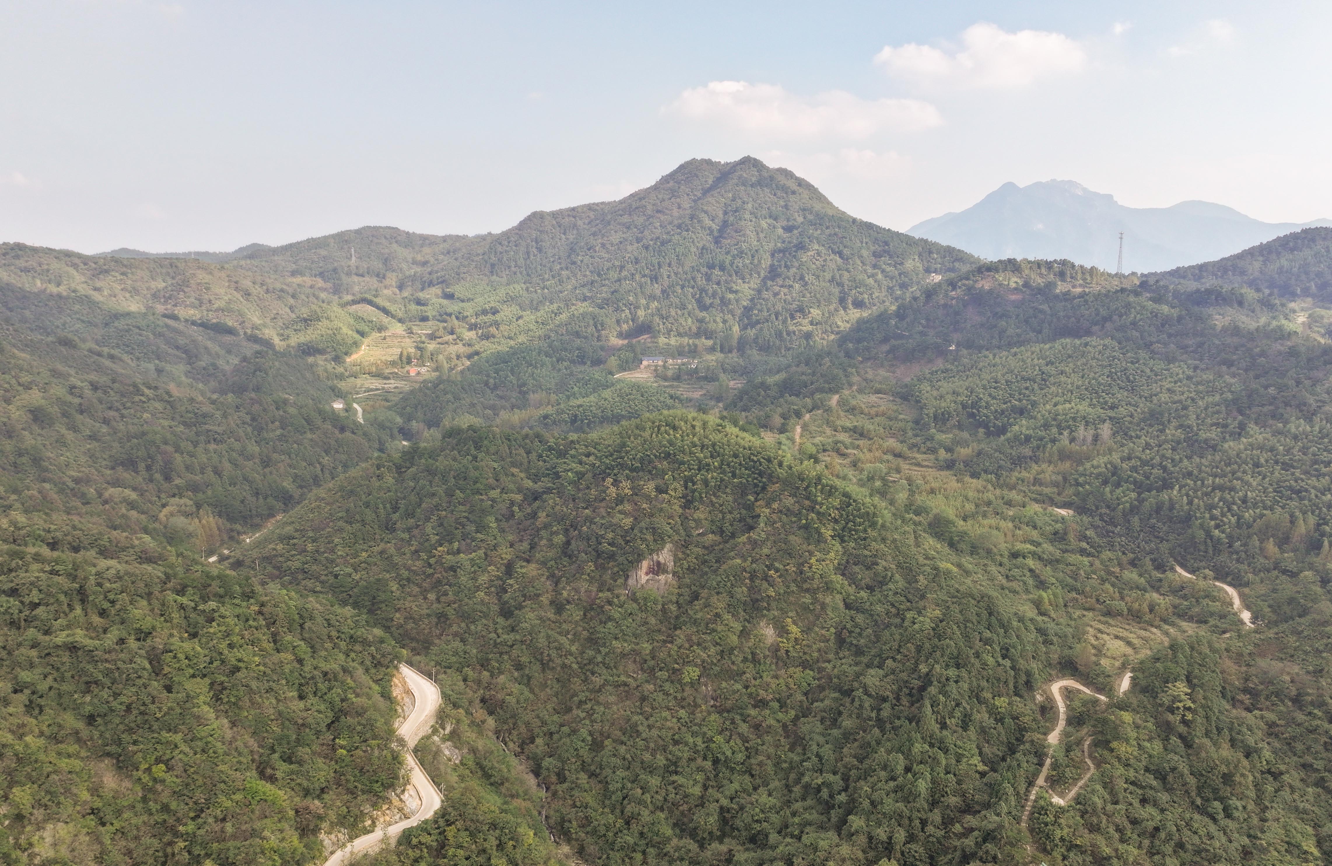 商城县高高的磨盘山