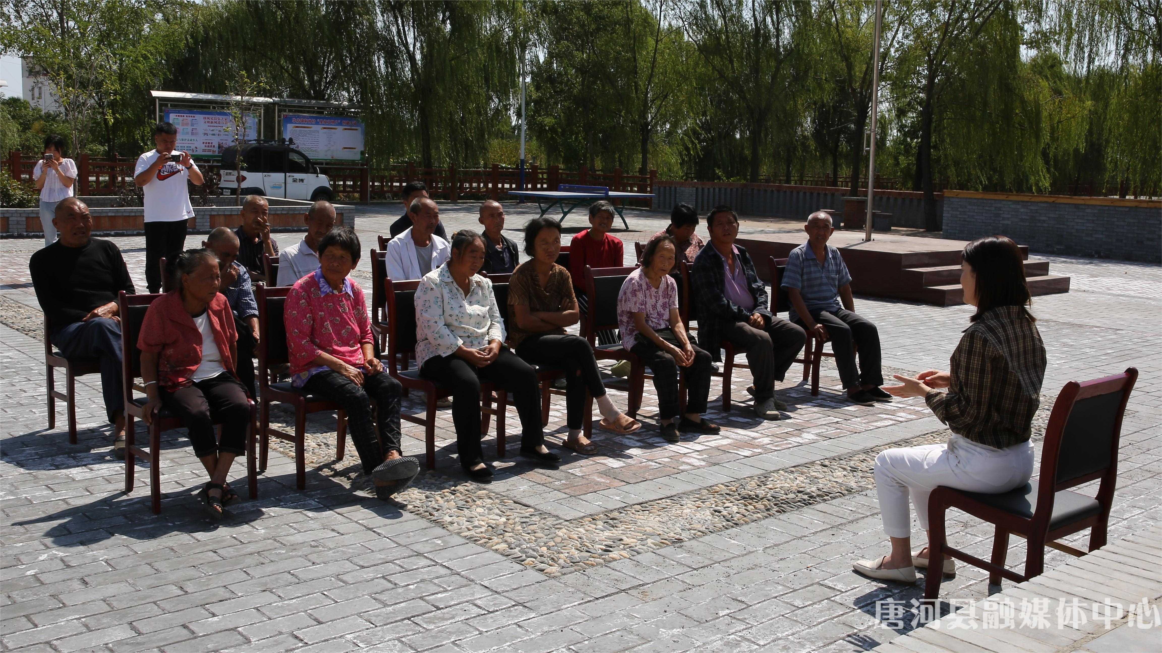 唐河县学习贯彻党的二十届三中全会精神市委百姓宣讲团走进毕店镇 (2).jpg