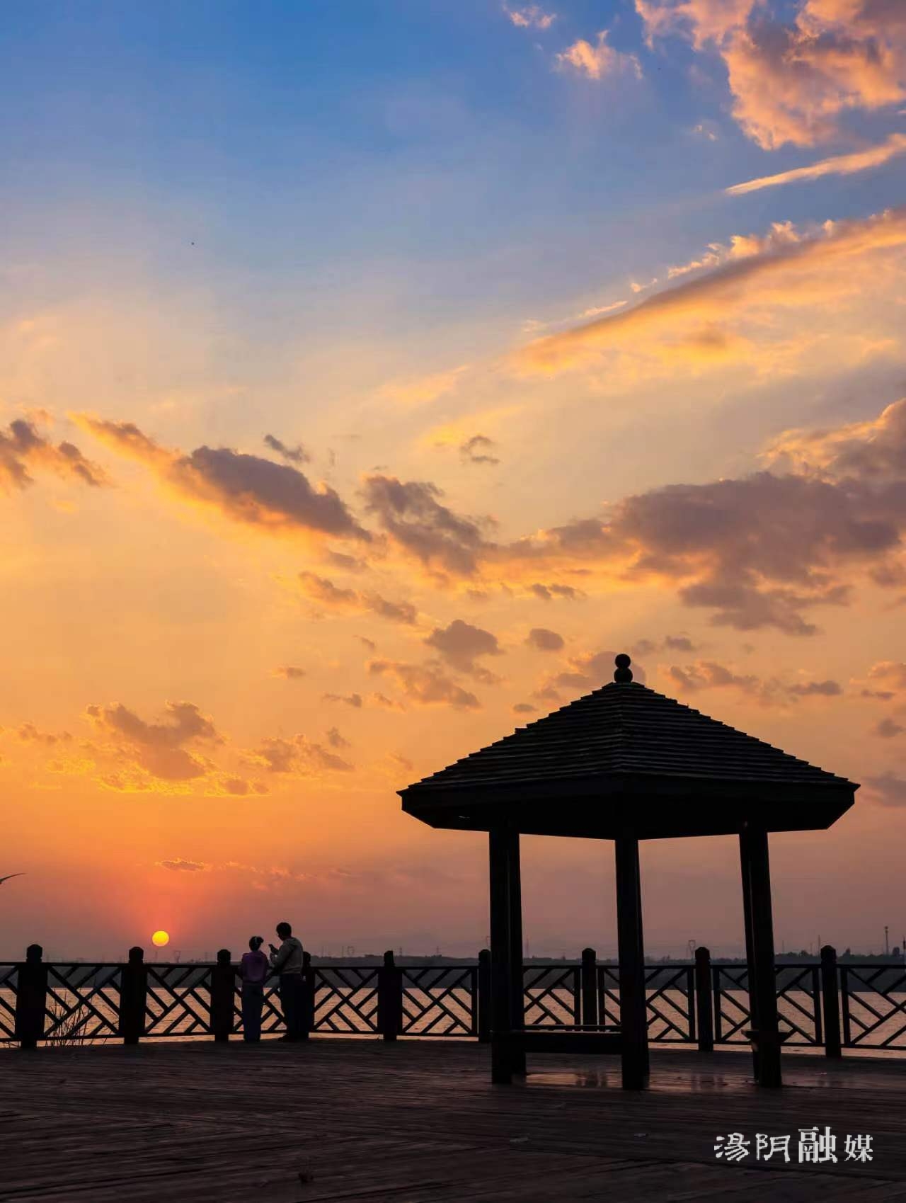 首页>汤阴县融媒体中心>正文>朱忠海 摄周雪梅 摄陈利云 摄陈小新 摄