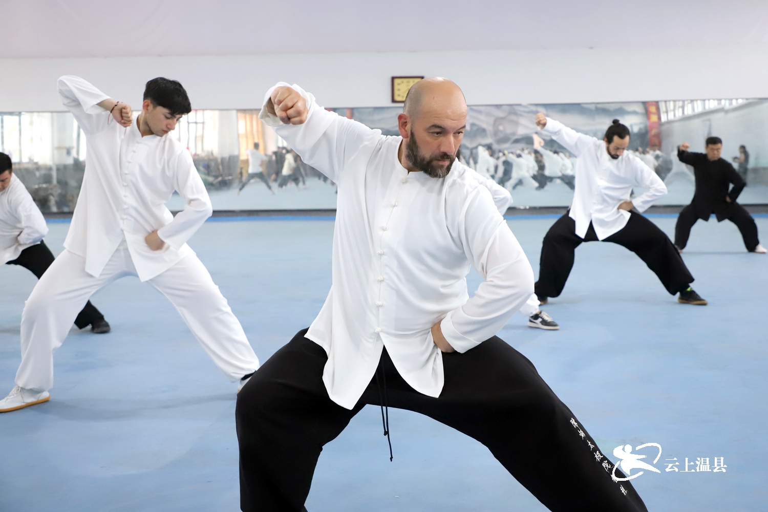 温县:十一期间,"洋弟子"漂洋过海学拳忙!-大象网