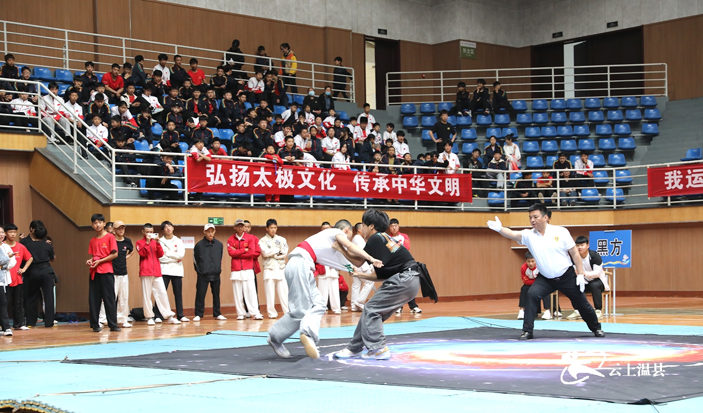 会武术的漂亮妹子鼓掌图片（会武术的漂亮妹子鼓掌图片高清） 会武术的美丽
妹子鼓掌图片（会武术的美丽
妹子鼓掌图片高清） 武术资讯