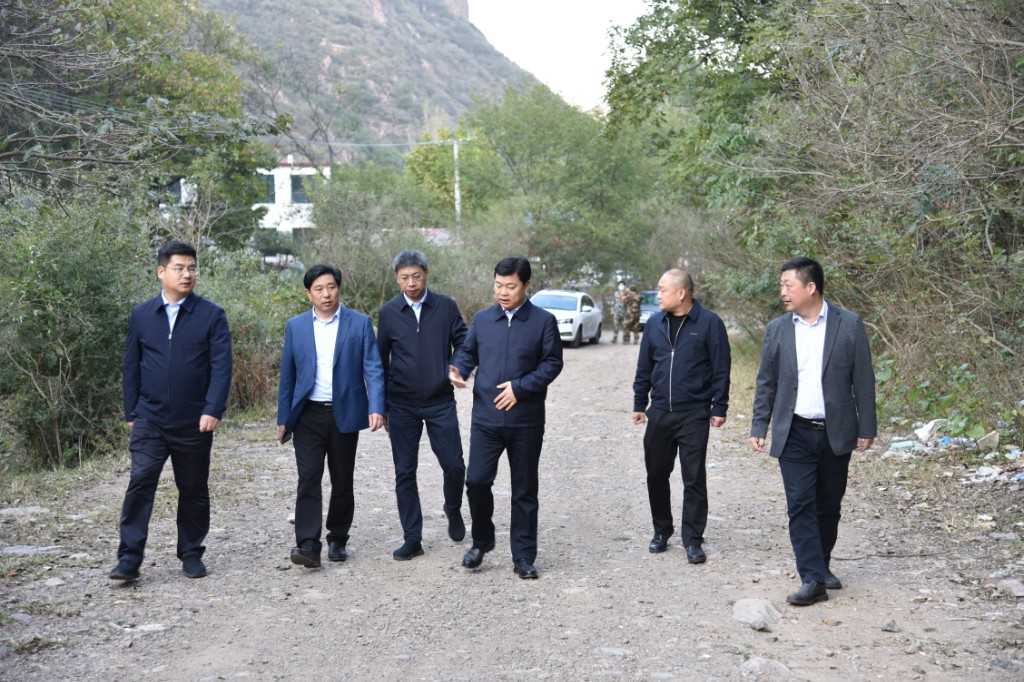 舞钢市委书记刘文祥带队调研秋冬季森林防火工作开展情况