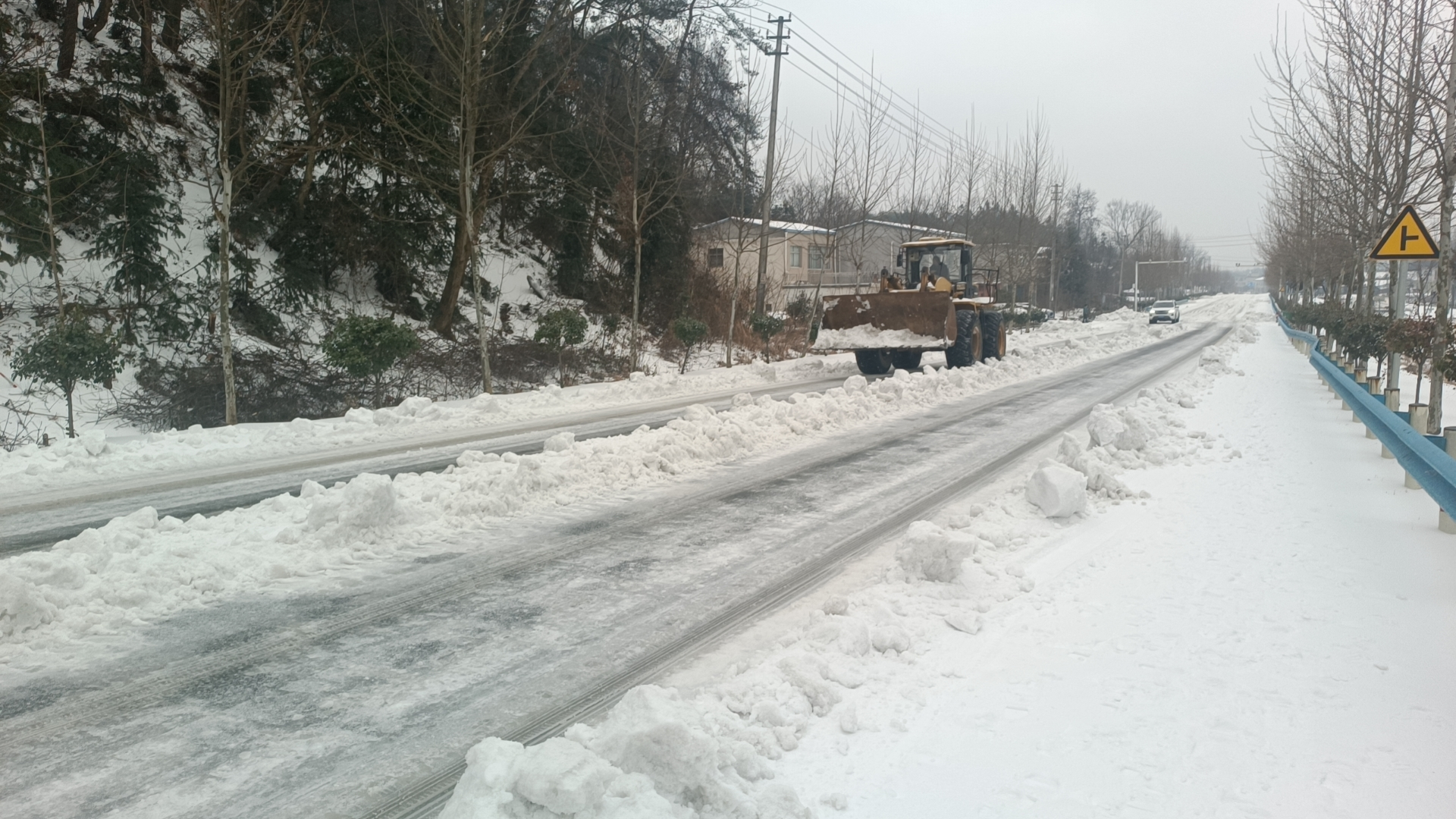 首页>新县融媒体中心>正文>下一步,金兰山街道将密切关注天气变化