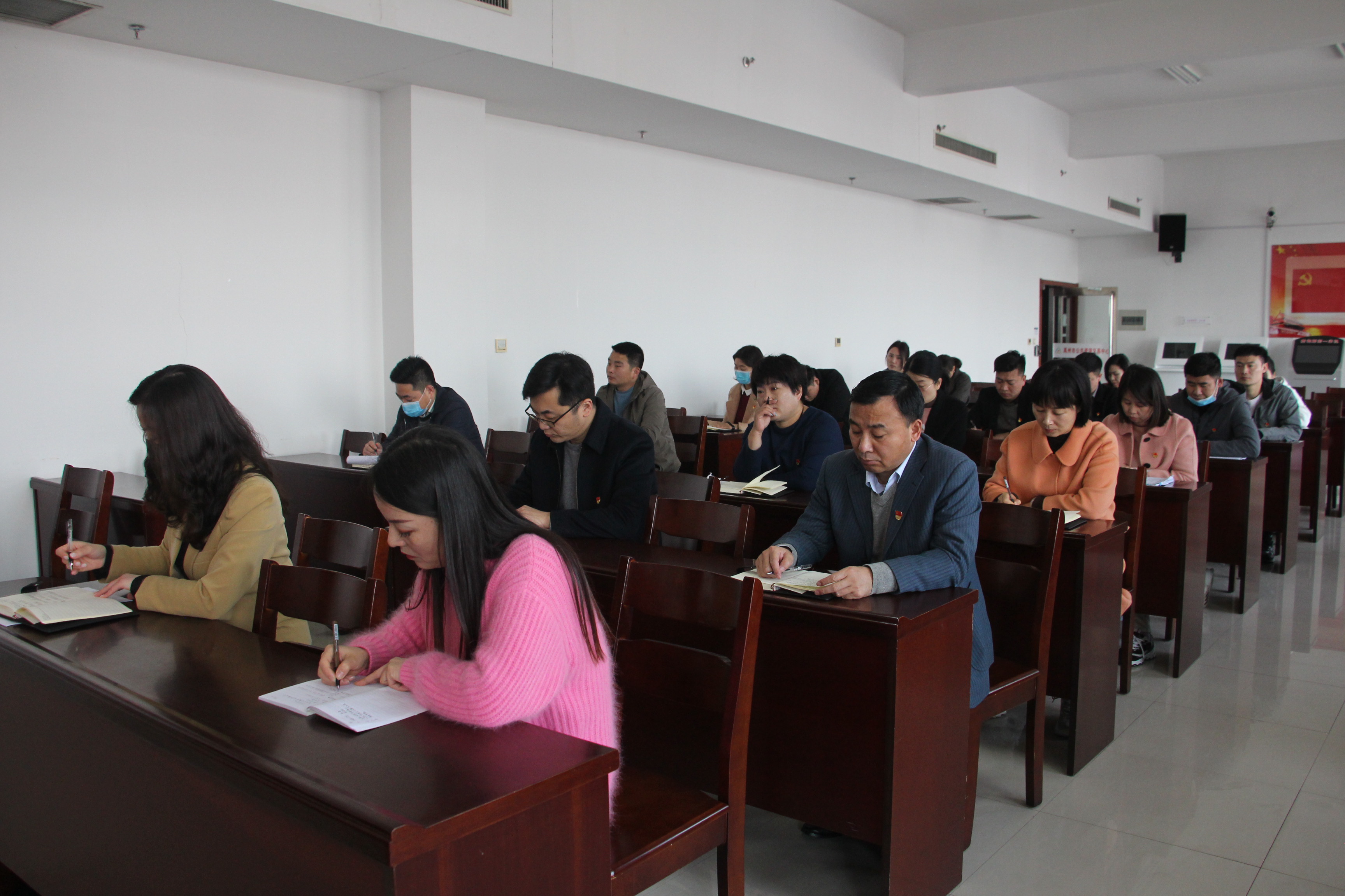 党史学习部署大会2.jpg