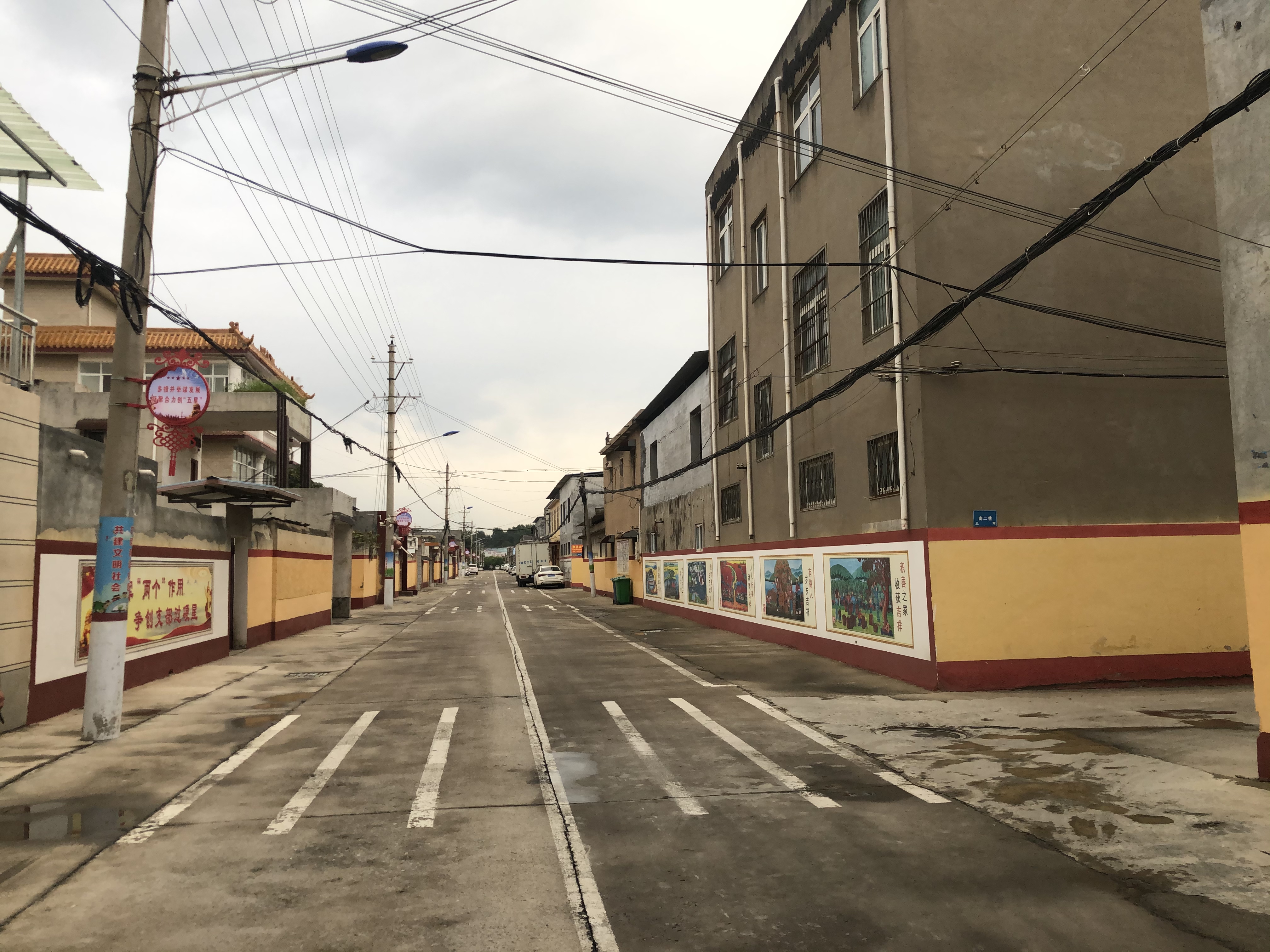 三里社区.jpg