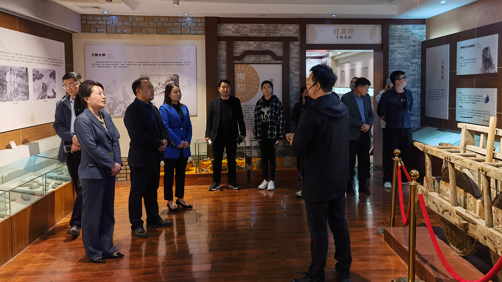 禹州市神垕镇校地合作携手推进钧瓷行业创新发展