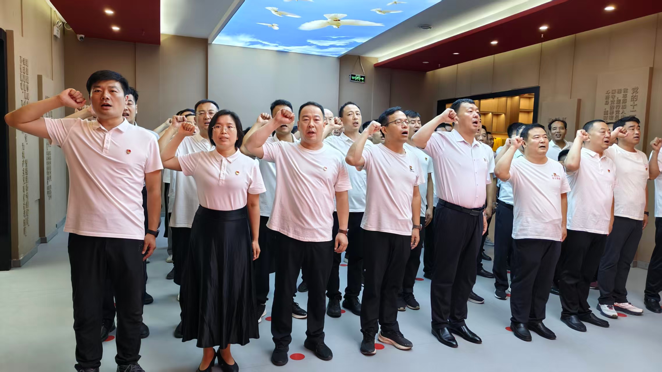 重温入党诗词.jpg